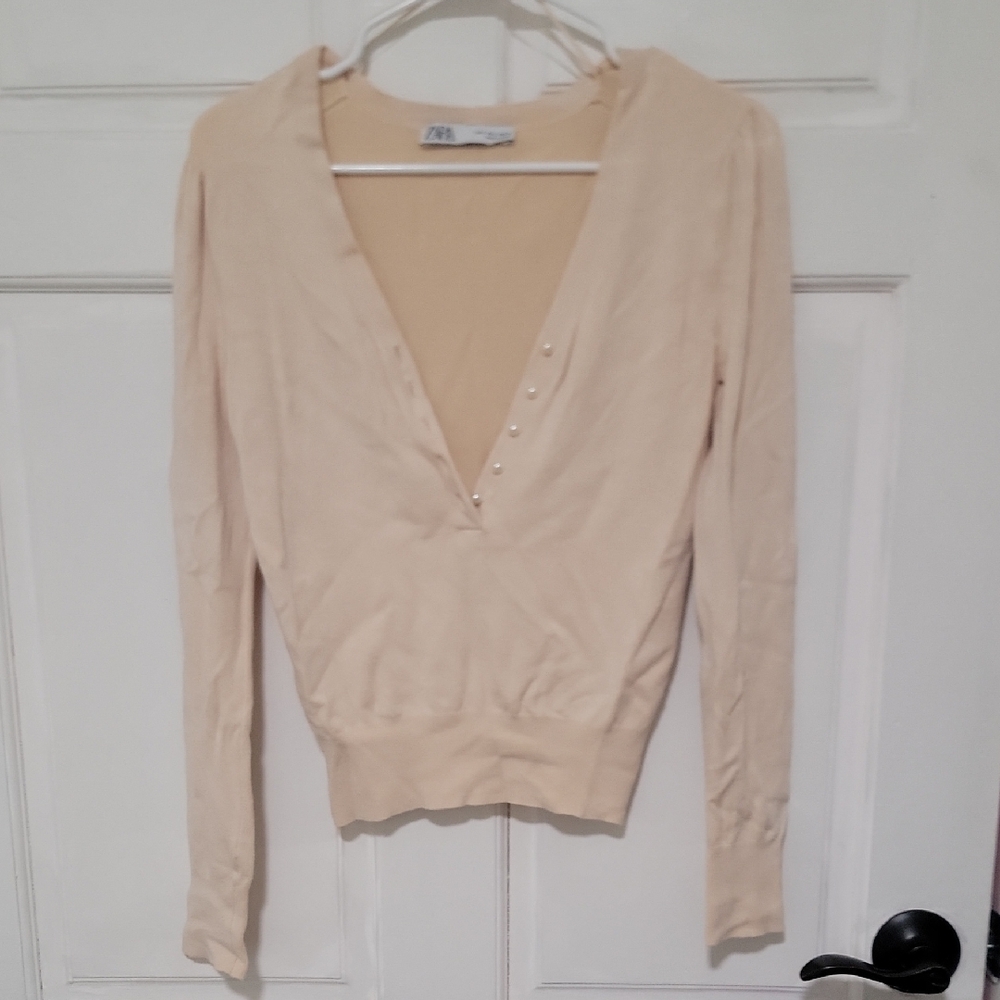Zara Beige Cream V-Neck Sweater with Pearl Button Accents Design Limited Edition